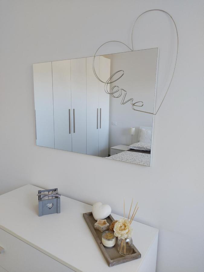 La Pineta - Delightful Small Apartment Near The City Center L'Aquila Exterior photo
