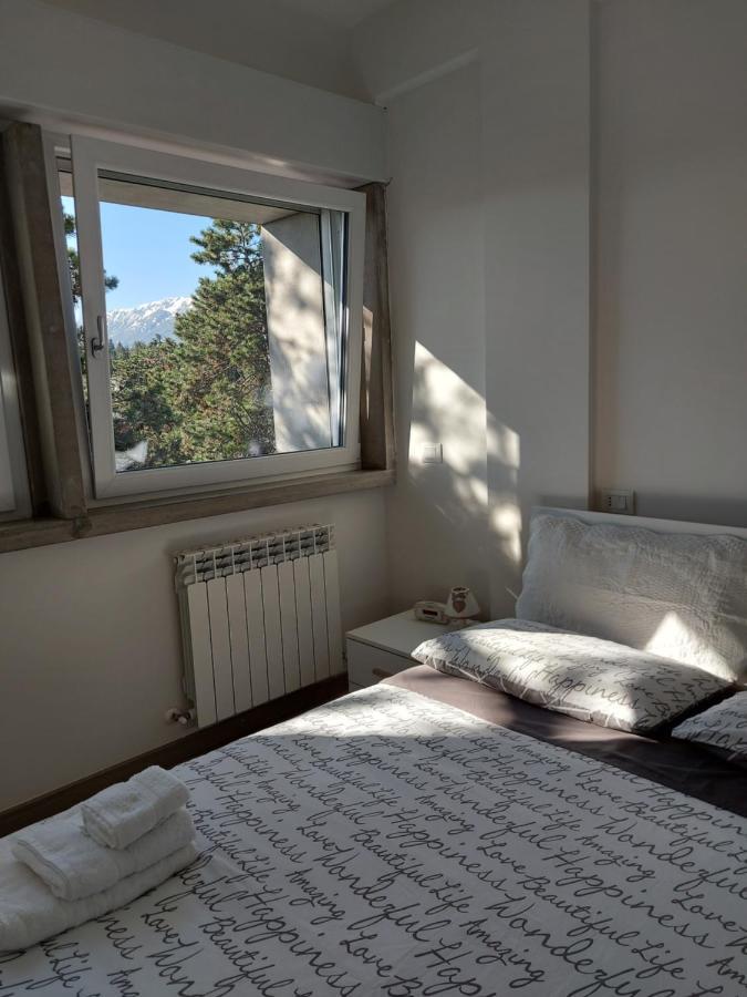 La Pineta - Delightful Small Apartment Near The City Center L'Aquila Exterior photo
